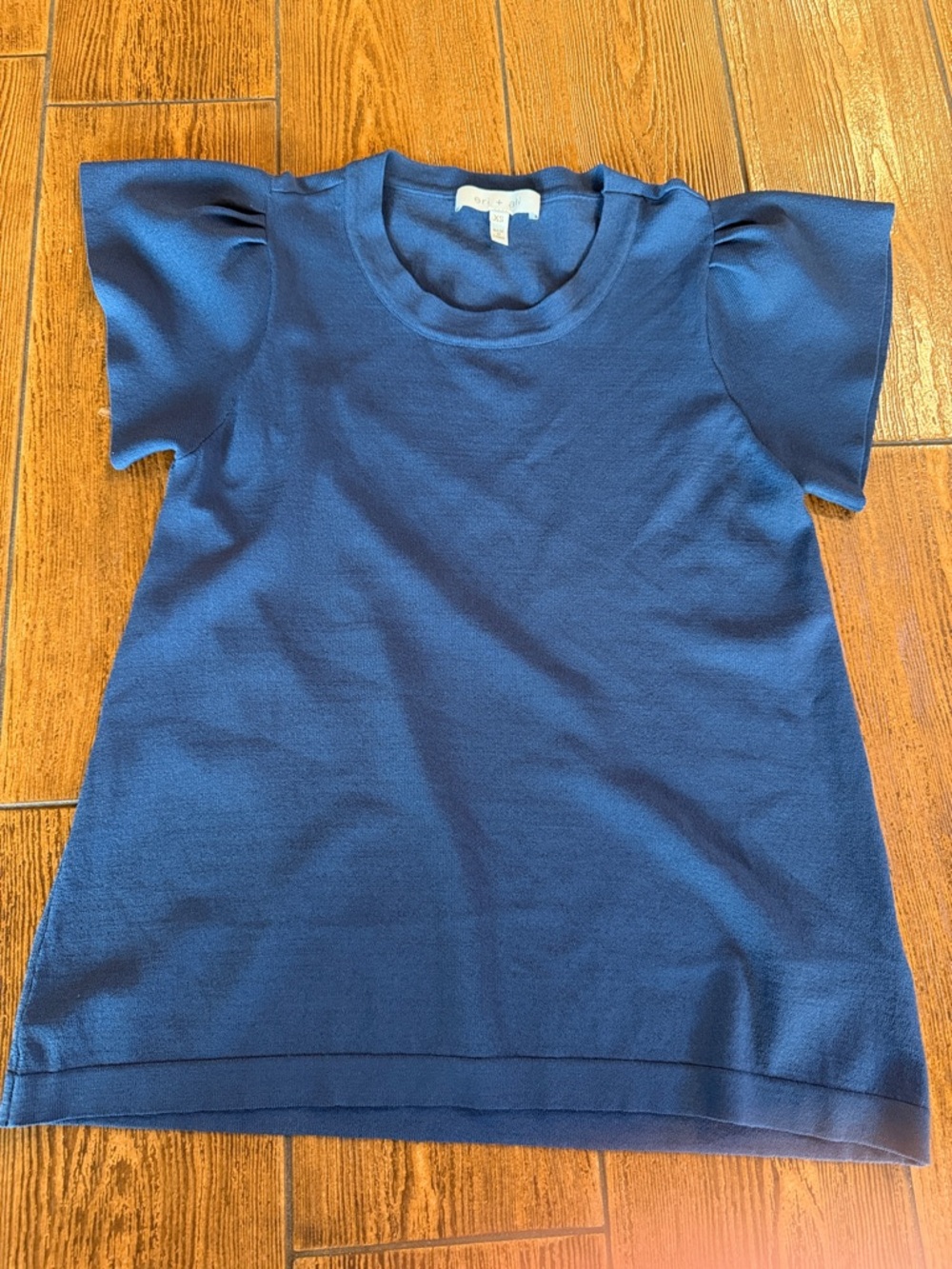 Anthropologie brand Eri and Ali short sleeve shirt size XS